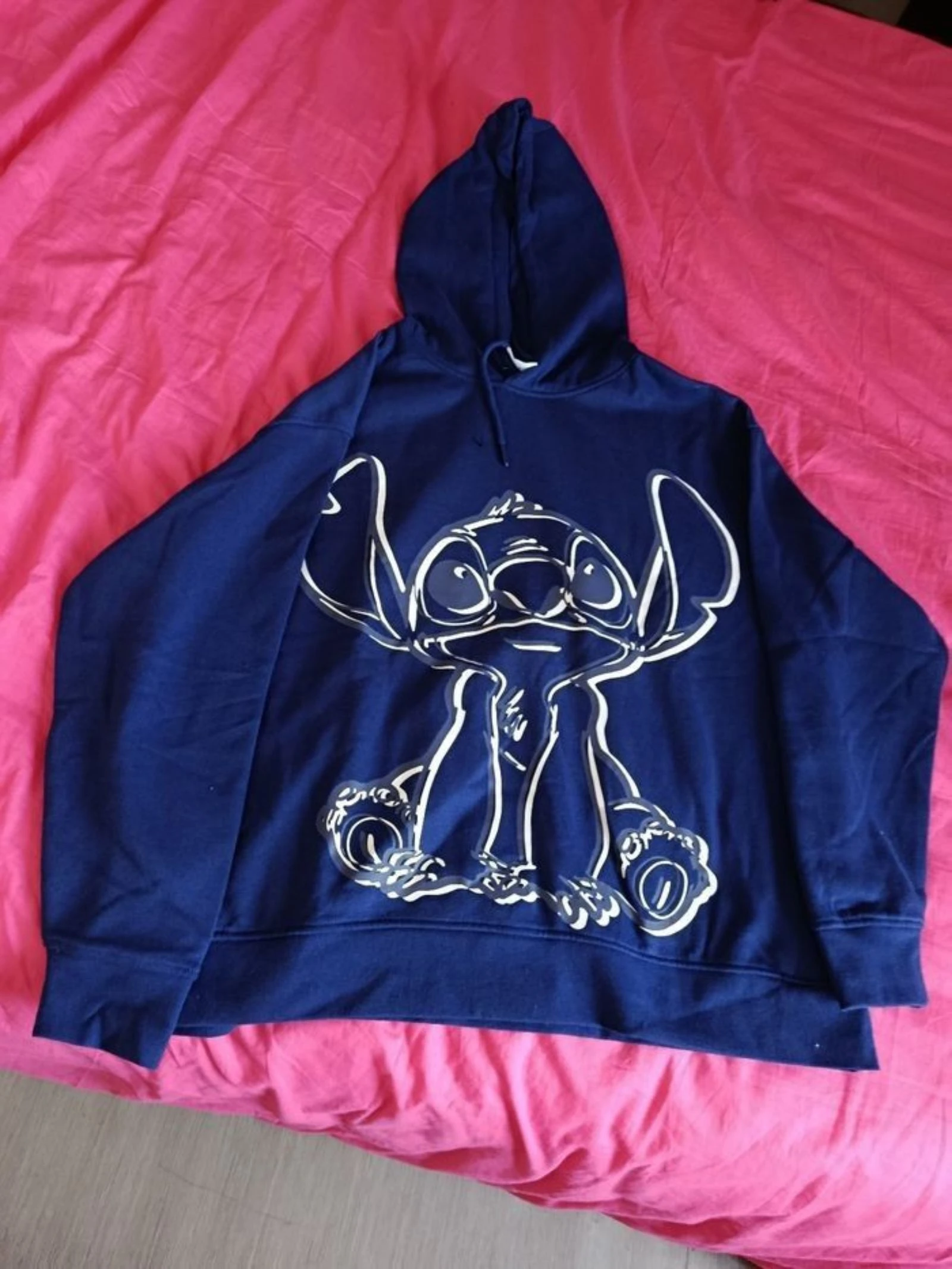 Pull femme Stitch 
